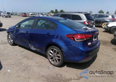 2017 Kia Forte Lx z USA, uszkodzony, nr VIN 3KPFL4A74HE067272